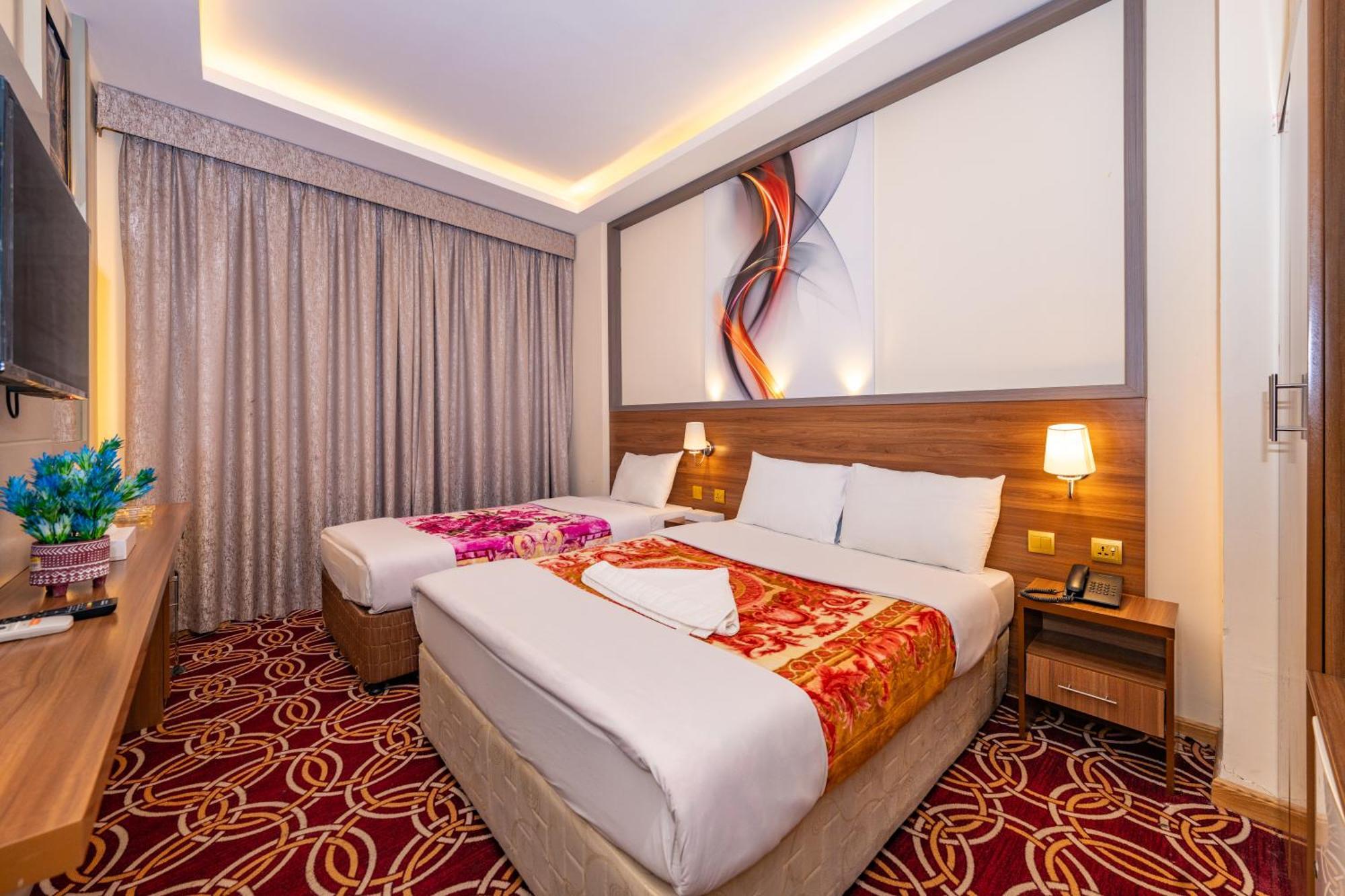 Tanha Hotel Dubai Buitenkant foto