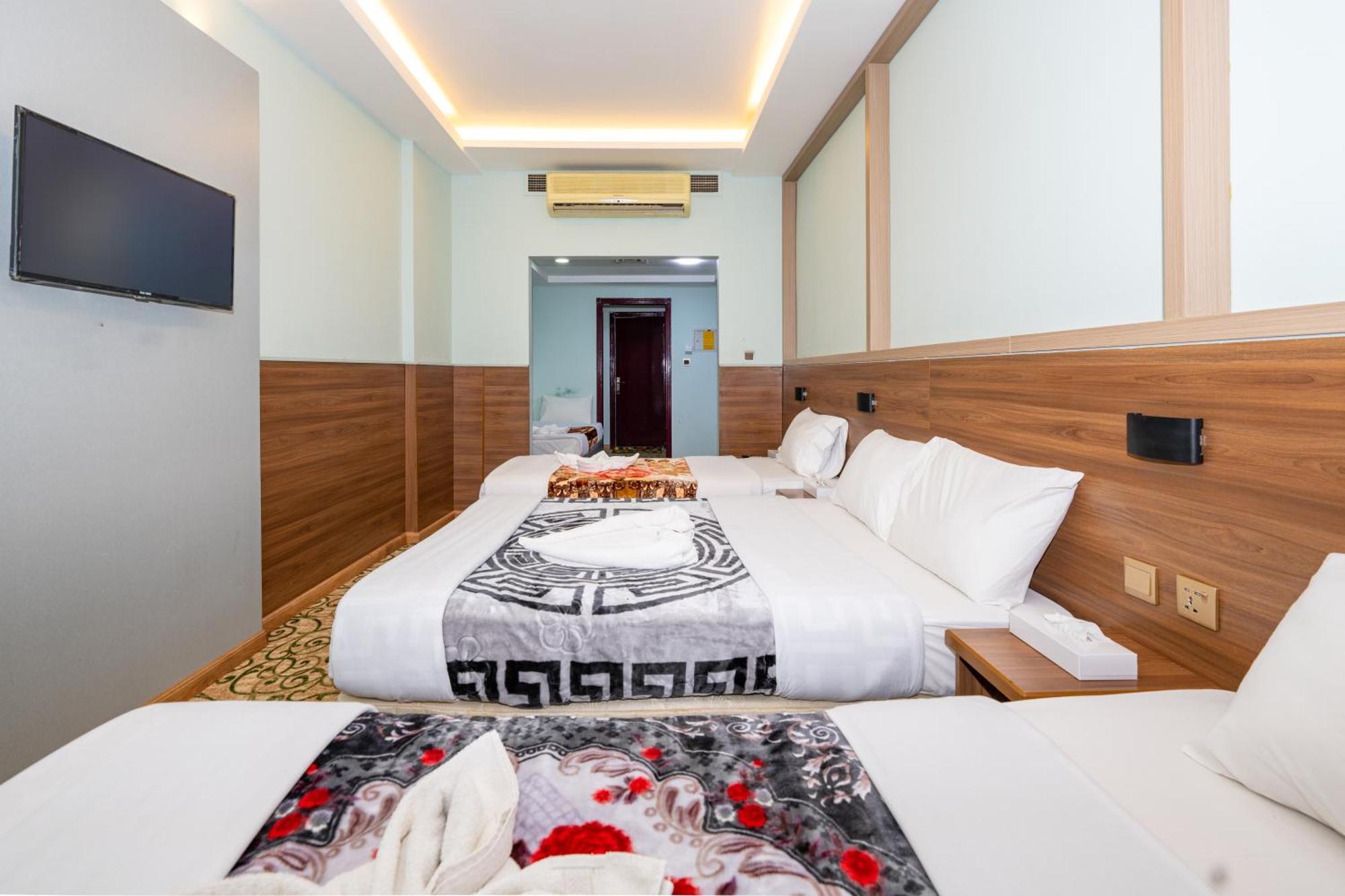 Tanha Hotel Dubai Buitenkant foto
